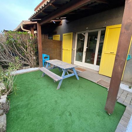 Belle Marina En Bord D'Etang Villa Le Barcares Exterior photo