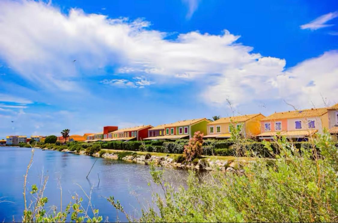 Belle Marina En Bord D'Etang Villa Le Barcares Exterior photo